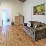 Vakantiehuis With Fireplace I *