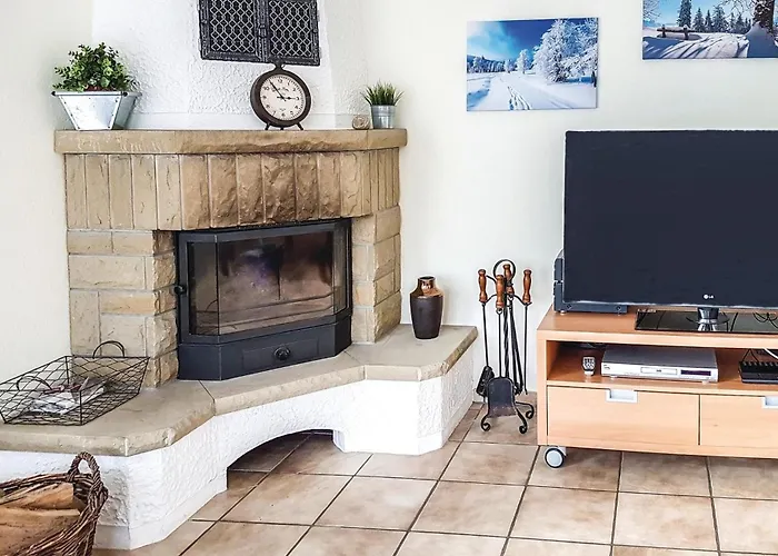 With Fireplace I * Gunderath